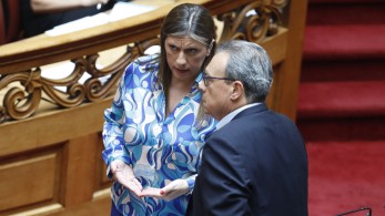 Ο Ανδρουλάκης, ο Φάμελλος, η Ζωή και η… Δικαιοσύνη: ιστορίες καθημερινής «τρέλας»