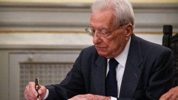 Κυριάκος Πιερρακάκης: «Αποχαιρετούμε με σεβασμό τον Πέτρο Μολυβιάτη» Κυριάκος Πιερρακάκης: «Αποχαιρετούμε με σεβασμό τον Πέτρο Μολυβιάτη»