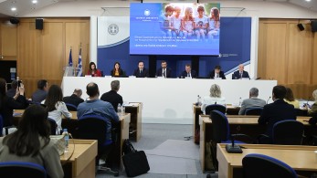 Όλα τα μέτρα για την παραβατικότητα των ανηλίκων - Πώς λειτουργεί το Kids Wallet (video)