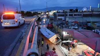 Τροχαίο στη Θηβών: Αποκαταστάθηκε η κυκλοφορία των οχημάτων (video)