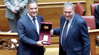 Τιμή στους αφανείς ήρωες της ζωής - εκδήλωση για τους εθελοντές αιμοδότες στη Βουλή (video)