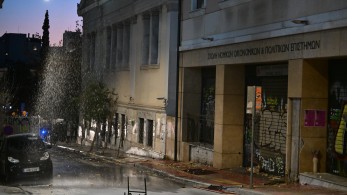 ΕΚΠΑ: έξι συλλήψεις για την υπόθεση της Νομικής - Τι βρέθηκε στην κατοχή τους ΕΚΠΑ: έξι συλλήψεις για την υπόθεση της Νομικής - Τι βρέθηκε στην κατοχή τους