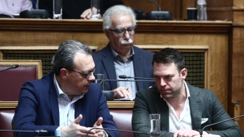 Όσο... βουλιάζουν τόσο θα μοιάζουν με τη Ζωή