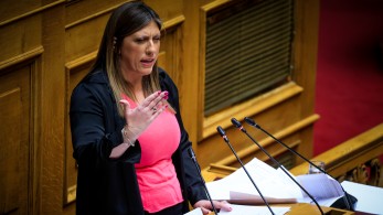 Η Κωνσταντοπούλου συκοφαντεί τους δημοσιογράφους - Ένταση στο Action24 (video)