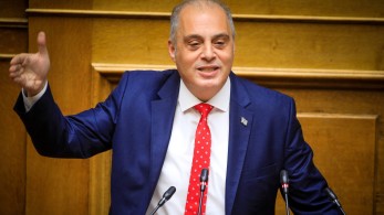 Ο Βελόπουλος «παίζει» με τις σχέσεις Ελλάδας-Ιταλίας για λίγα χειροκροτήματα Ο Βελόπουλος «παίζει» με τις σχέσεις Ελλάδας-Ιταλίας για λίγα χειροκροτήματα