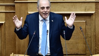 Βελόπουλος: Ρυθμιστής συνωμοσιών και πολιτικής λάσπης Βελόπουλος: Ρυθμιστής συνωμοσιών και πολιτικής λάσπης