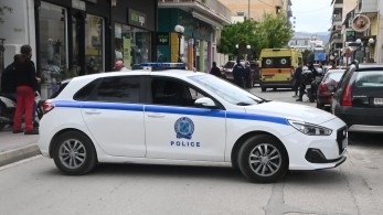 Άνδρας βρέθηκε κρεμασμένος  σε αποθήκη στον Τύρναβο - Τι εξετάζει η ΕΛΑΣ