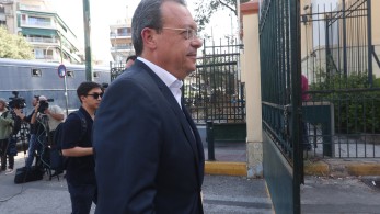 Η Ιστορία δεν θα ασχοληθεί με τον Φάμελλο Η Ιστορία δεν θα ασχοληθεί με τον Φάμελλο