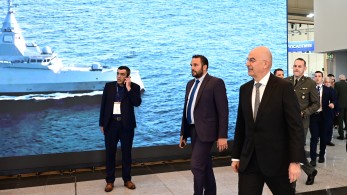 Στη διεθνή έκθεση Άμυνας και Ασφάλειας DEFEA 2025 ο Νίκος Δένδιας - Συνάντηση με τον Αρμένιο ομόλογό του