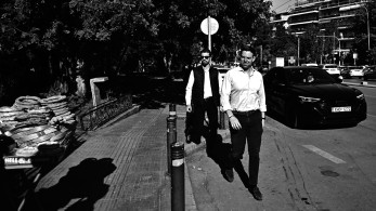 Αντί για συγγνώμη, μας κουνούσε και το δάχτυλο