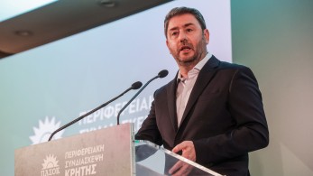 Ανδρουλάκης: από τα Τέμπη στα λεφτόδεντρα - πολιτικός λαϊκισμός χωρίς φρένα Ανδρουλάκης: από τα Τέμπη στα λεφτόδεντρα - πολιτικός λαϊκισμός χωρίς φρένα