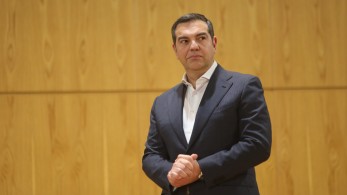 Ο Τσίπρας μετράει δυνάμεις για τη μεγάλη επιστροφή Ο Τσίπρας μετράει δυνάμεις για τη μεγάλη επιστροφή