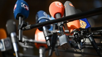 Ένταση στον «αέρα» του Attica TV: αποχώρησε ο δημοσιογράφος Νίκος Ελευθερόγλου (video) Ένταση στον «αέρα» του Attica TV: αποχώρησε ο δημοσιογράφος Νίκος Ελευθερόγλου (video)
