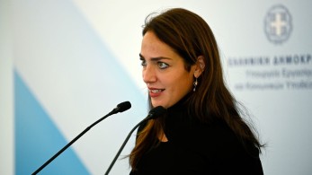 Δόμνα Μιχαηλίδου: 1.000 νέες κατοικίες από κράτος και δήμους