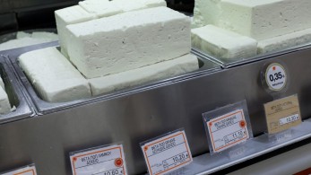 Πιέσεις ΗΠΑ σε Ευρωπαϊκή Ένωση για κατάργηση της ετικέτας ΠΟΠ σε προϊόντα όπως η φέτα