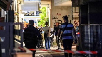 Λάρισα: ποινική δίωξη για ανθρωποκτονία από πρόθεση στον 21χρονο που δολοφόνησε τη μητέρα του