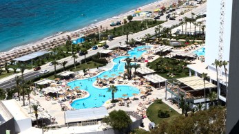 ΕΛΣΤΑΤ: αυξήθηκε 7,5% ο τζίρος των καταλυμάτων, το πρώτο τρίμηνο του 2025