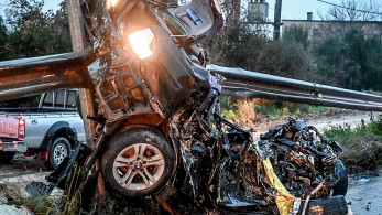 Όταν η πολυτέλεια γίνεται άλλοθι και οι δρόμοι νεκροταφεία