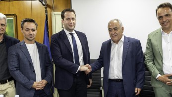 Όμηρος Τσάπαλος: Πιθανή η μείωση φόρων για τις επιχειρήσεις - Καμία παράταση στο ψηφιακό πελατολόγιο Όμηρος Τσάπαλος: Πιθανή η μείωση φόρων για τις επιχειρήσεις - Καμία παράταση στο ψηφιακό πελατολόγιο