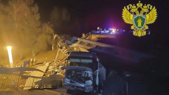 Ρωσία: κατέρρευσε γέφυρα στο Μπριάνσκ - επτά νεκροί και δεκάδες τραυματίες (photos & video)