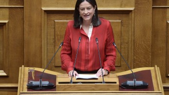 Κεραμέως: Από το 2027 η αύξηση του κατώτατου μισθού ανάλογα με τις τιμές (video)