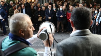 Δανειολήπτες ελβετικού φράγκου: «Τεχνική λύση τώρα: Να πληρώσουμε αυτά που πήραμε, όχι τις ισοτιμίες» Δανειολήπτες ελβετικού φράγκου: «Τεχνική λύση τώρα: Να πληρώσουμε αυτά που πήραμε, όχι τις ισοτιμίες»