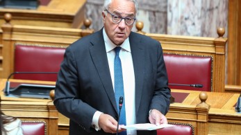 Μάκης Βορίδης: Σκέψεις για απαγόρευση της μπούρκας στα πανεπιστήμια