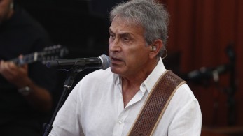 Ο Γιώργος Νταλάρας και η «ενοχλητική προχειρότητα των μπουζουκιών»