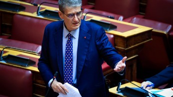 Βουλή - Γιαννούλης: συνήγορος του 13-0 Νίκου Παππά... με λάσπη προς τη Νέα Δημοκρατία