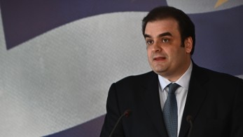Πιερρακάκης: Προστασία της δημόσιας υγείας με προσεκτική φορολόγηση στα καπνικά προϊόντα Πιερρακάκης: Προστασία της δημόσιας υγείας με προσεκτική φορολόγηση στα καπνικά προϊόντα