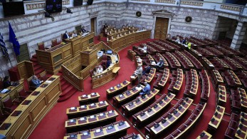 Βουλή: υπερψηφίστηκε ο Νέος Κώδικας Οδικής Κυκλοφορίας Βουλή: υπερψηφίστηκε ο Νέος Κώδικας Οδικής Κυκλοφορίας