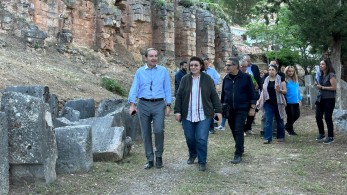 ΥΠΠΟ: θωράκιση του αρχαιολογικού χώρου των Δελφών από κεραυνικά πλήγματα ΥΠΠΟ: θωράκιση του αρχαιολογικού χώρου των Δελφών από κεραυνικά πλήγματα