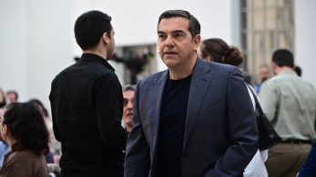 Ο Τσίπρας, το νέο κόμμα και μια… υπογραφή Ο Τσίπρας, το νέο κόμμα και μια… υπογραφή