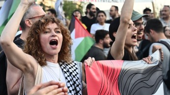 Ακτιβιστές: αυτάρεσκοι «ανθρωπιστές»