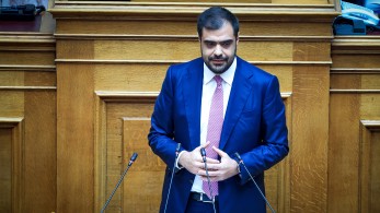 Παύλος Μαρινάκης: «Αν είσαι μέχρι 30 ετών, το βίντεο αυτό σε ενδιαφέρει» Παύλος Μαρινάκης: «Αν είσαι μέχρι 30 ετών, το βίντεο αυτό σε ενδιαφέρει»