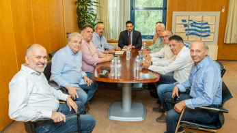 Με εκπροσώπους της Ομοσπονδίας Ταξί Ελλάδος συναντήθηκε ο Κυρανάκης Με εκπροσώπους της Ομοσπονδίας Ταξί Ελλάδος συναντήθηκε ο Κυρανάκης