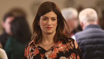 Μάτι: η Νοτοπούλου συγχαίρει τη Δούρου για την «αντοχή» της! Μάτι: η Νοτοπούλου συγχαίρει τη Δούρου για την «αντοχή» της!