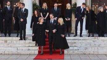 Στο ΣτΕ η νομιμότητα της ελληνικής ιθαγένειας και του επωνύμου «Ντε Γκρες» για την πρώην βασιλική οικογένεια