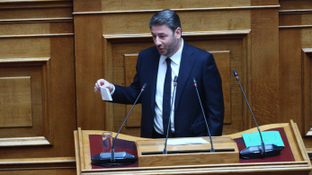 Ανδρουλάκης: πρόεδρος, μόνος, ψάχνει… αφήγημα Ανδρουλάκης: πρόεδρος, μόνος, ψάχνει… αφήγημα