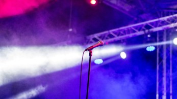 Τζένη Κατσίγιαννη: με άρωμα Αρκαδίας το βίντεο κλιπ του νέου τραγουδιού της (video)