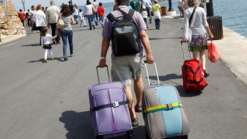 Χανιά: Ιδιοκτήτης εκδίωξε εκπαιδευτικό από το σπίτι πριν τη λήξη του μισθωτηρίου - Θα μείνει σε κάμπινγκ