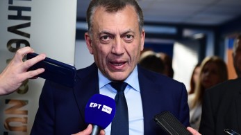 Βρούτσης: Υπέγραψα το αίτημα η Ελλάδα να πάρει το Final Four - Το συμφέρον της πατρίδας μας ενώνει Βρούτσης: Υπέγραψα το αίτημα η Ελλάδα να πάρει το Final Four - Το συμφέρον της πατρίδας μας ενώνει