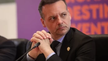 Αιχμές Δούκα για τη δημοσκοπική καθίζηση του ΠΑΣΟΚ: Πρέπει να γίνει περισσότερη δουλειά από την ηγεσία Αιχμές Δούκα για τη δημοσκοπική καθίζηση του ΠΑΣΟΚ: Πρέπει να γίνει περισσότερη δουλειά από την ηγεσία