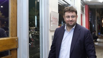 Ο Ζαχαριάδης αγνοεί τον Φάμελλο και παρακαλάει τον Τσίπρα να βγει μπροστά Ο Ζαχαριάδης αγνοεί τον Φάμελλο και παρακαλάει τον Τσίπρα να βγει μπροστά