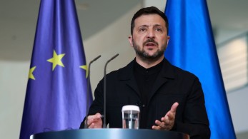 Συνάντηση είχε ο Ζελένσκι με τον Κιθ Κέλογκ πριν τις συνομιλίες με τον Τραμπ