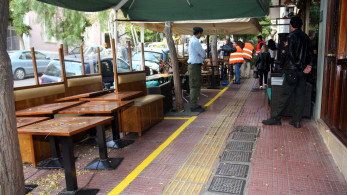 Ελεγκτικό Συνέδριο: τραπεζάκια έξω, αλλά παράνομα