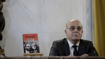 Νίκος Στέφος: Ο Τσίπρας έκανε εξουσία τις ομαδούλες των Εξαρχείων και τώρα μας το παίζει κεντρώος;