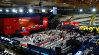 Τα παραλειπόμενα του συνεδρίου ΣΥΡΙΖΑ: Η βουλευτής που έλειπε και η αφωνία κορυφαίων στελεχών Τα παραλειπόμενα του συνεδρίου ΣΥΡΙΖΑ: Η βουλευτής που έλειπε και η αφωνία κορυφαίων στελεχών