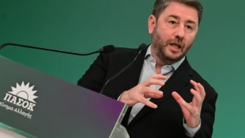 Ο Ανδρουλάκης μοιράζει κομματικές θέσεις σε πρώην ΣΥΡΙΖΑίους Ο Ανδρουλάκης μοιράζει κομματικές θέσεις σε πρώην ΣΥΡΙΖΑίους