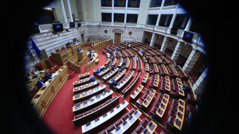 Στη Βουλή η νέα τροπολογία για μετανάστευση: Άμεσες επιστροφές και προσωρινή αναστολή ασύλου Στη Βουλή η νέα τροπολογία για μετανάστευση: Άμεσες επιστροφές και προσωρινή αναστολή ασύλου